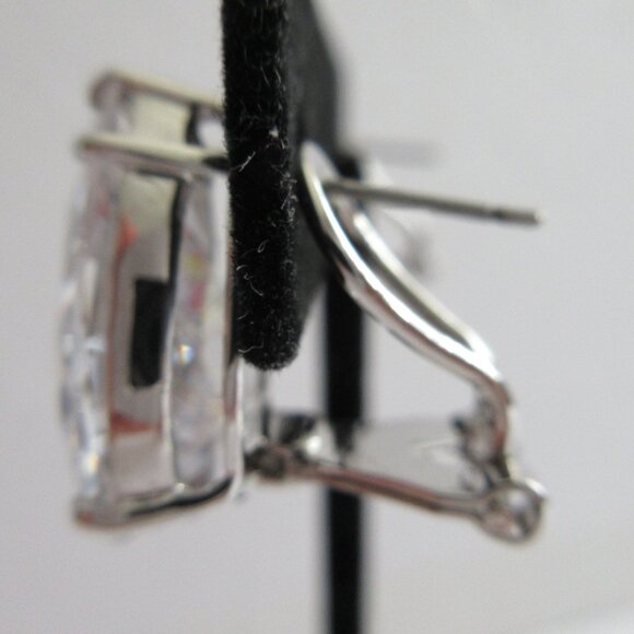 Pear Shape Faceted Crystal Rhinestone Stud Lever Back Earrings Silver Tone - Picture 8 of 11